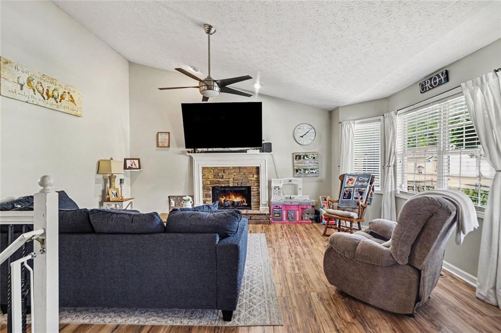 302 Fairview Lane