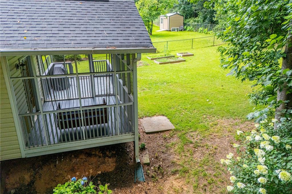 6150 Shallow Wood Lane