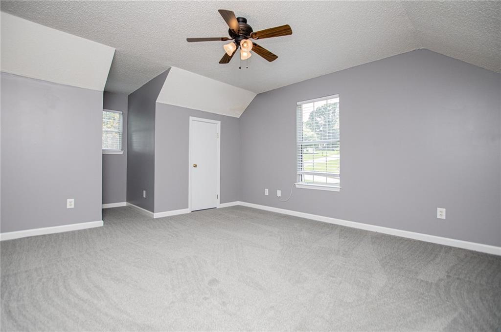 6150 Shallow Wood Lane