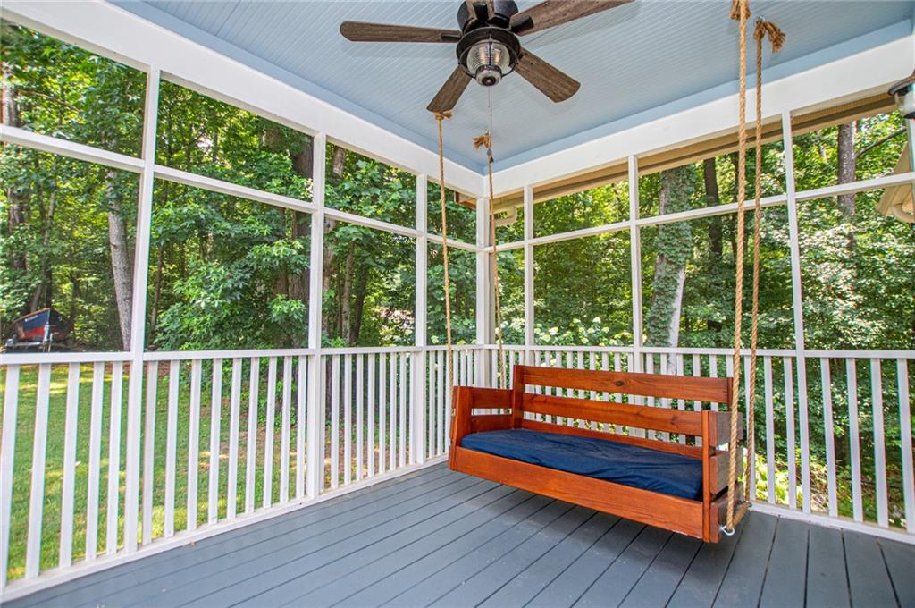 6150 Shallow Wood Lane