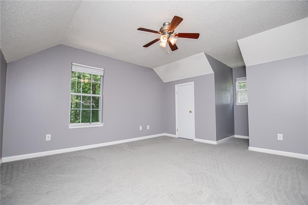 6150 Shallow Wood Lane