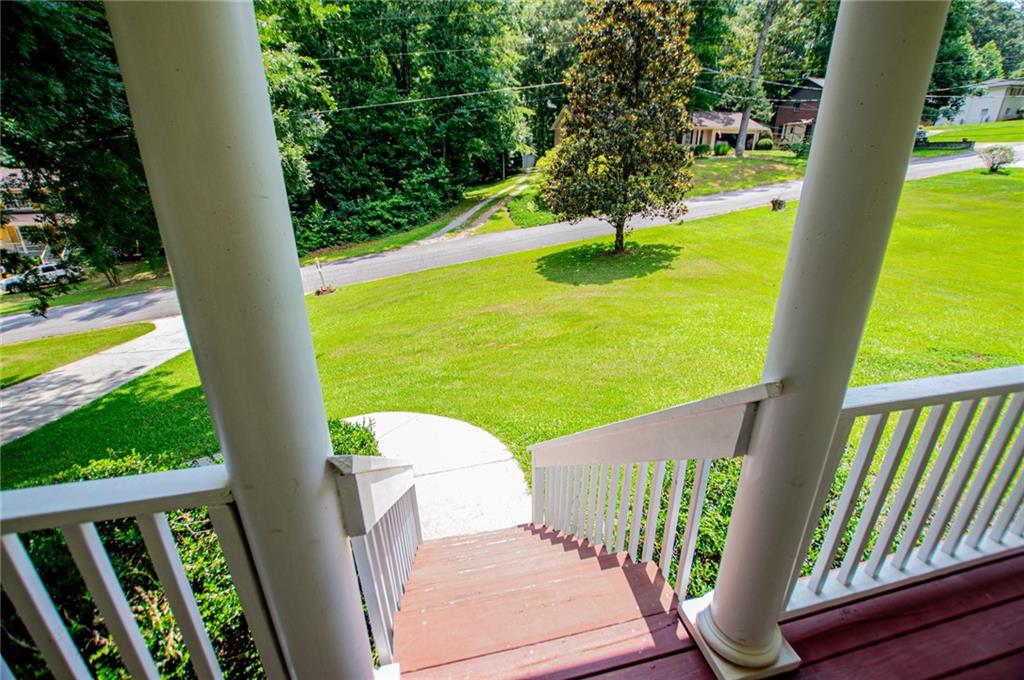 6150 Shallow Wood Lane