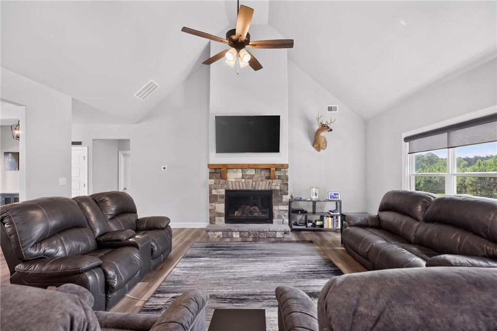 48 Starr Place
