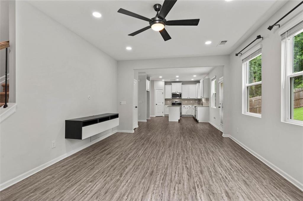 119 Ridgewood Way