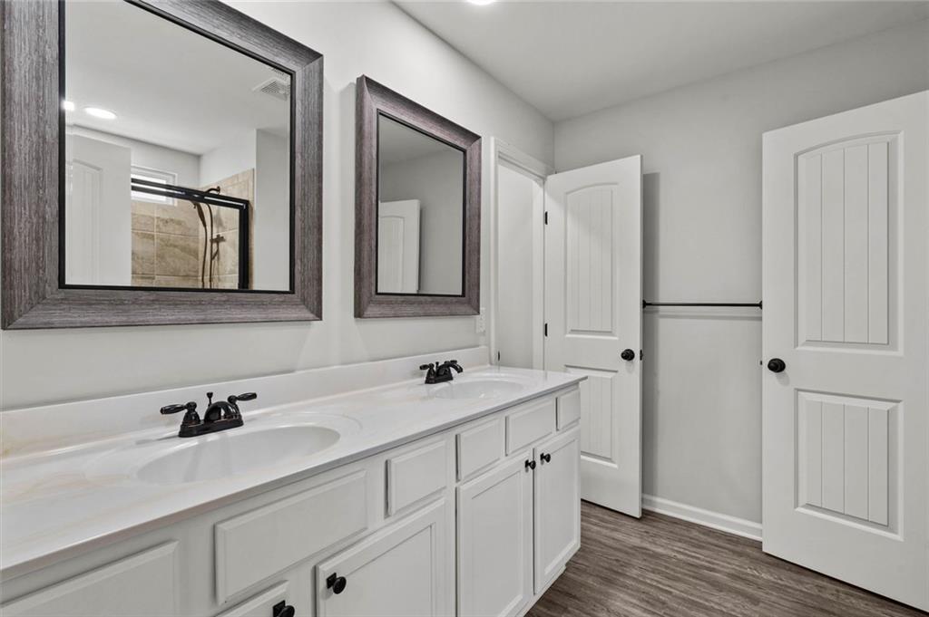 119 Ridgewood Way