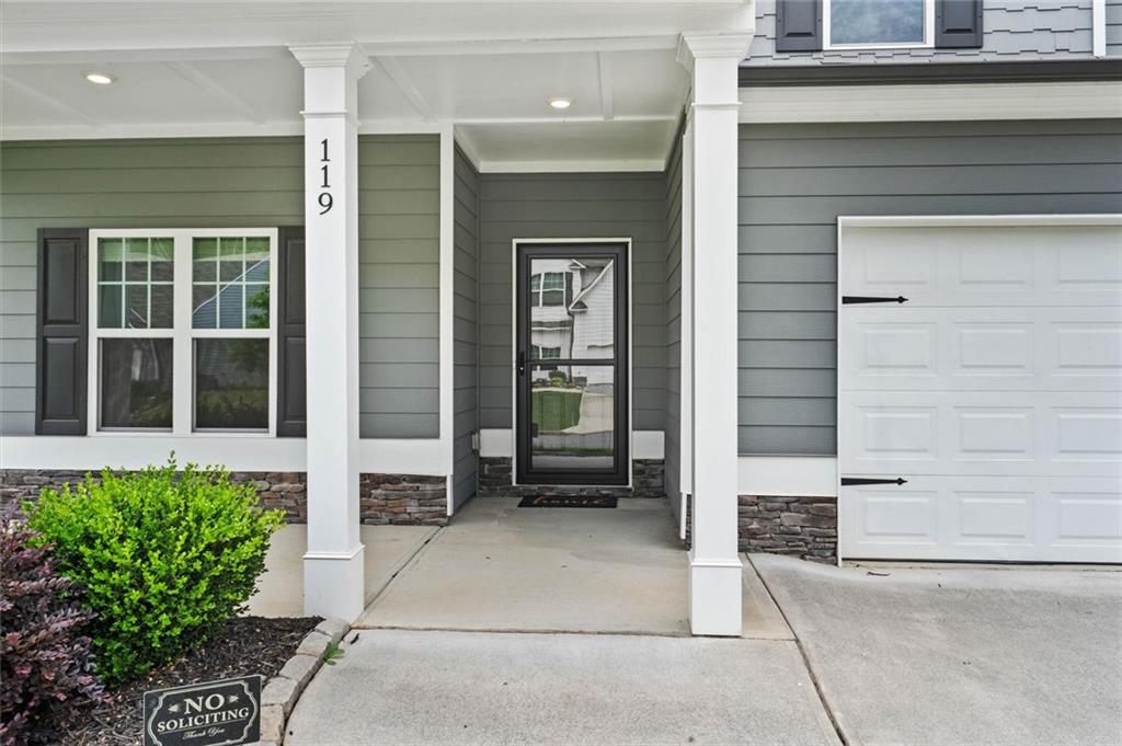 119 Ridgewood Way