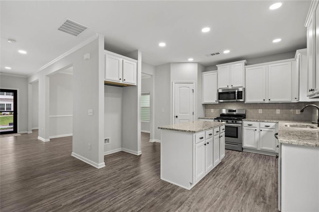 119 Ridgewood Way