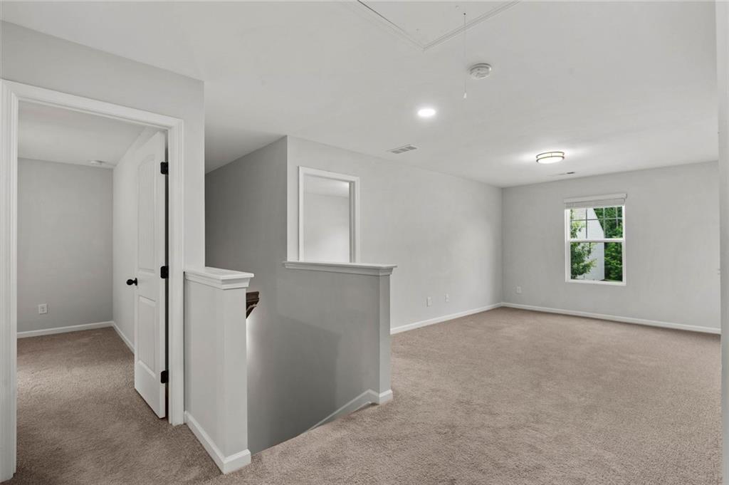 119 Ridgewood Way