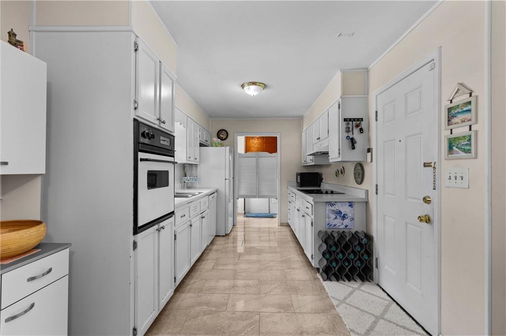 1713 Kimberly Drive SW