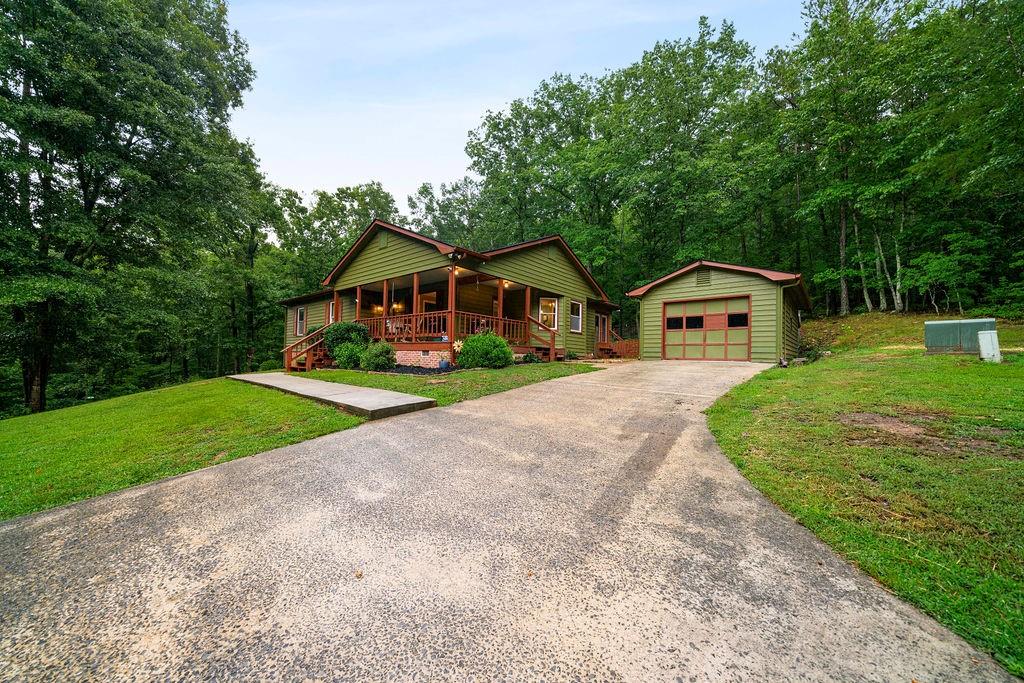 316 Armuchee Trail NE