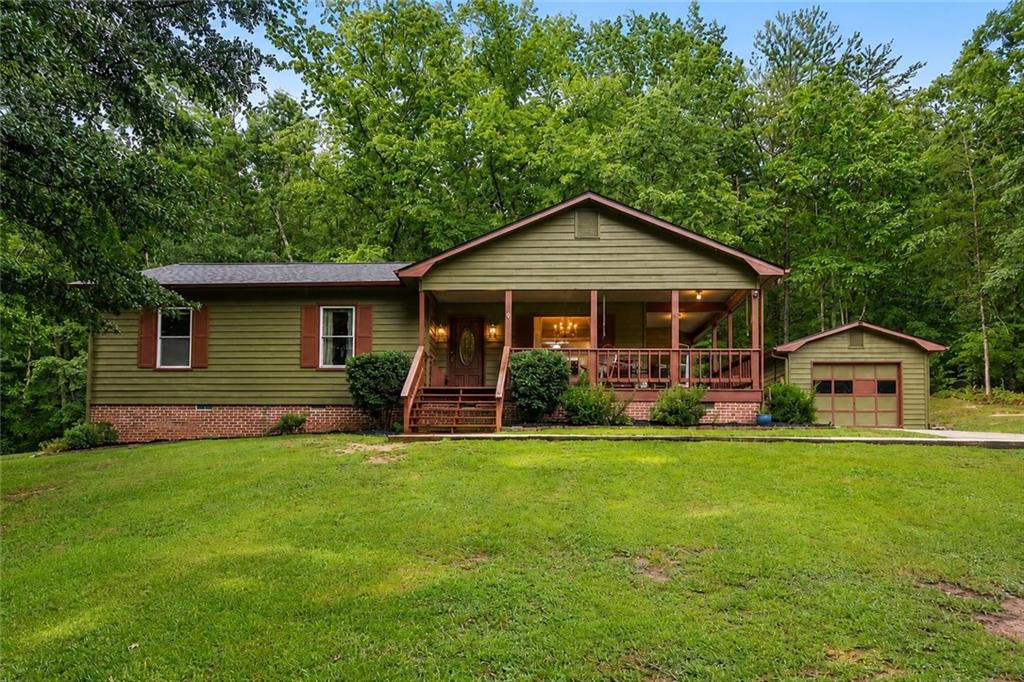 316 Armuchee Trail NE