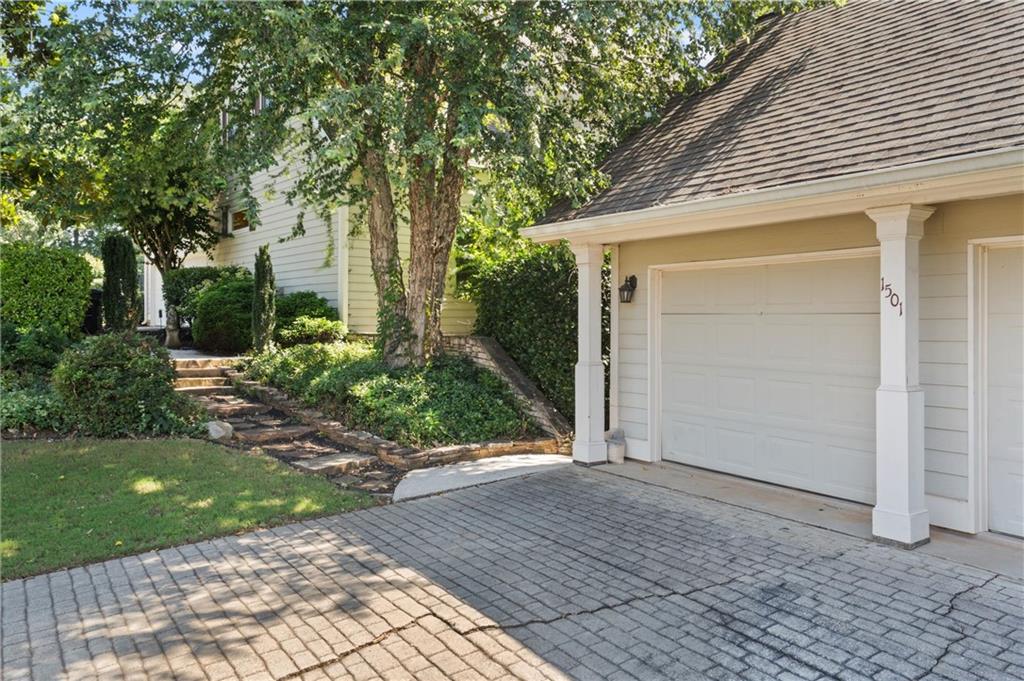 1501 Haven Crest Drive
