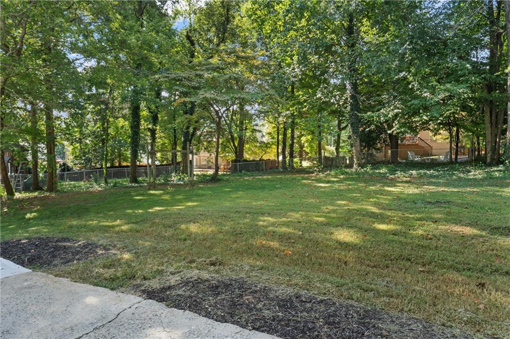 2883 Country Lane NW