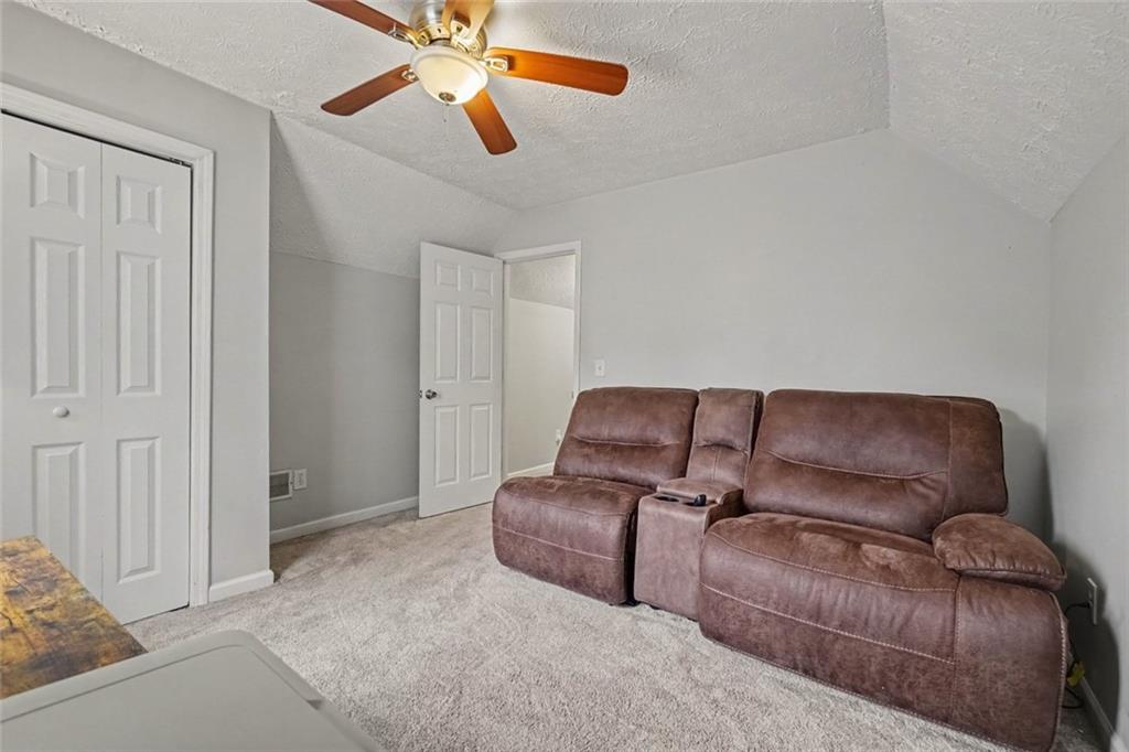 481 Don Circle SW