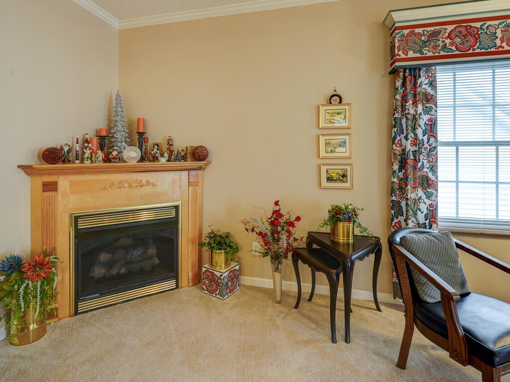 15 Cherokee Ridge Court, `