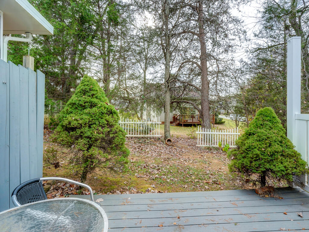 15 Cherokee Ridge Court, `