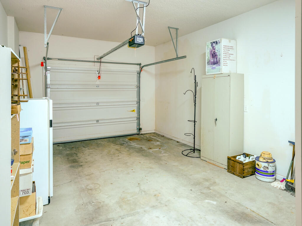 15 Cherokee Ridge Court, `