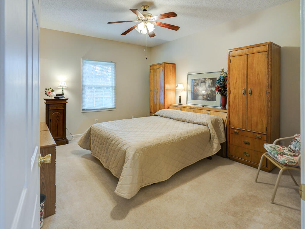 15 Cherokee Ridge Court, `