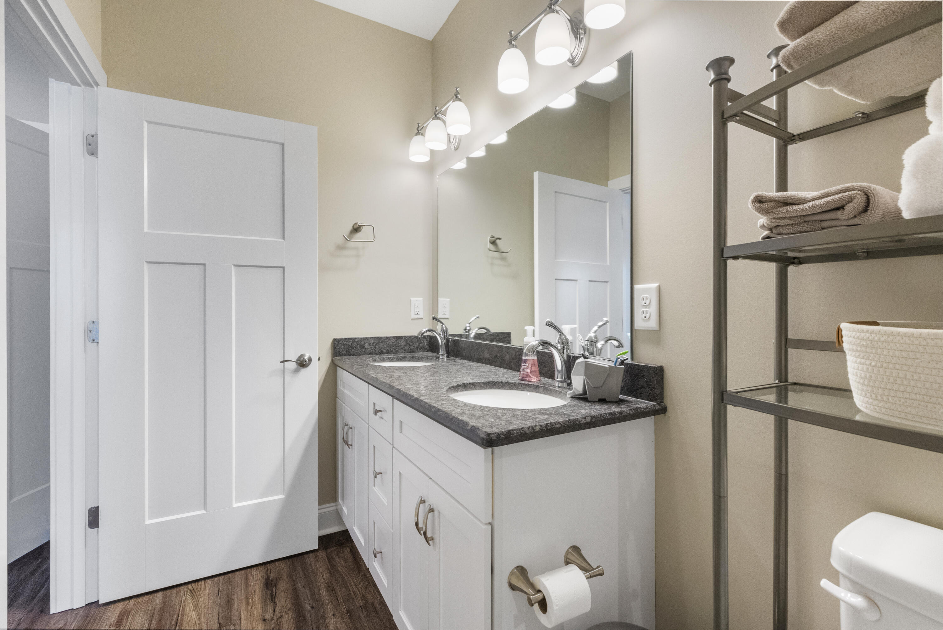 1673 Virginia Avenue