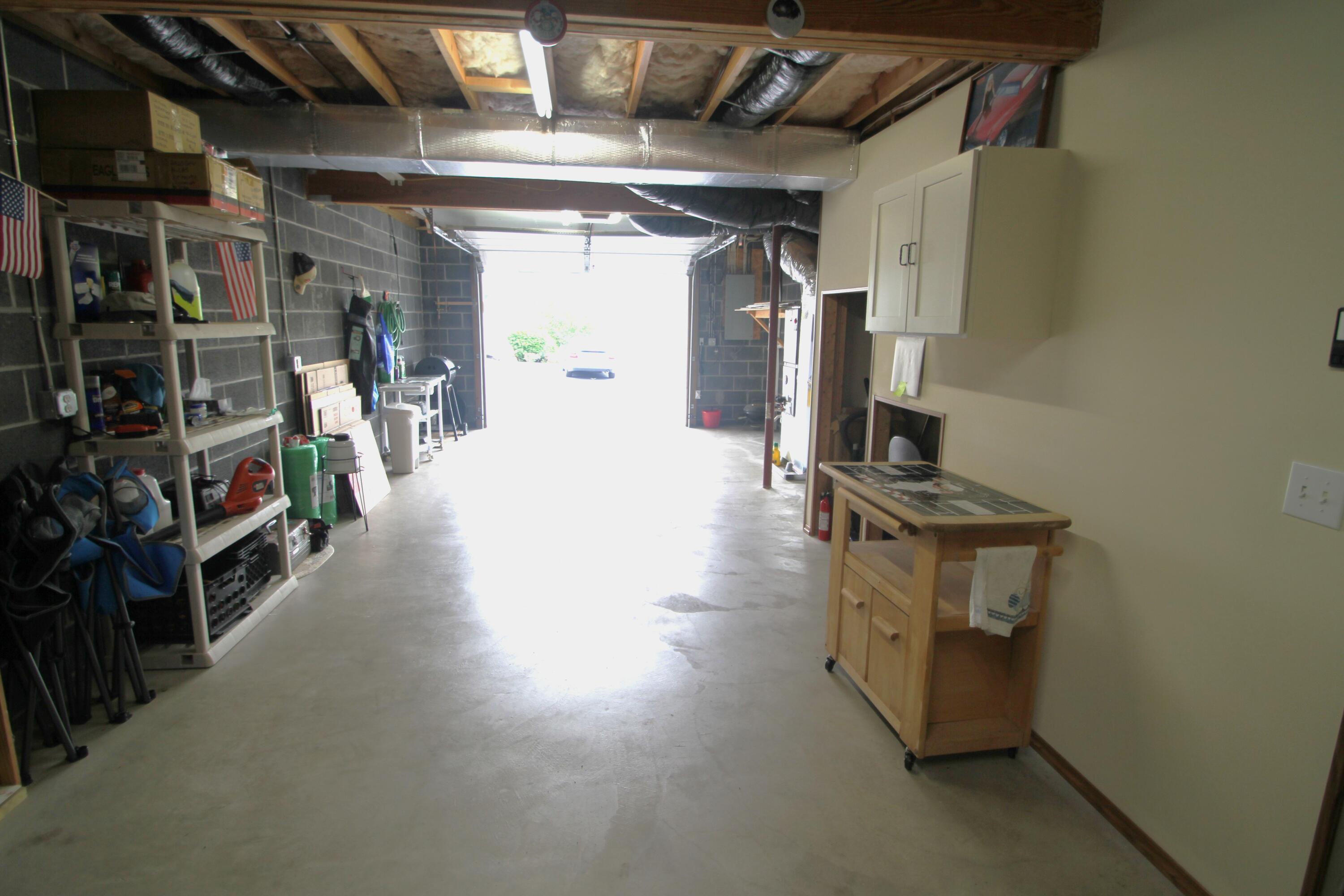 13 Pepper Ridge Court, 13