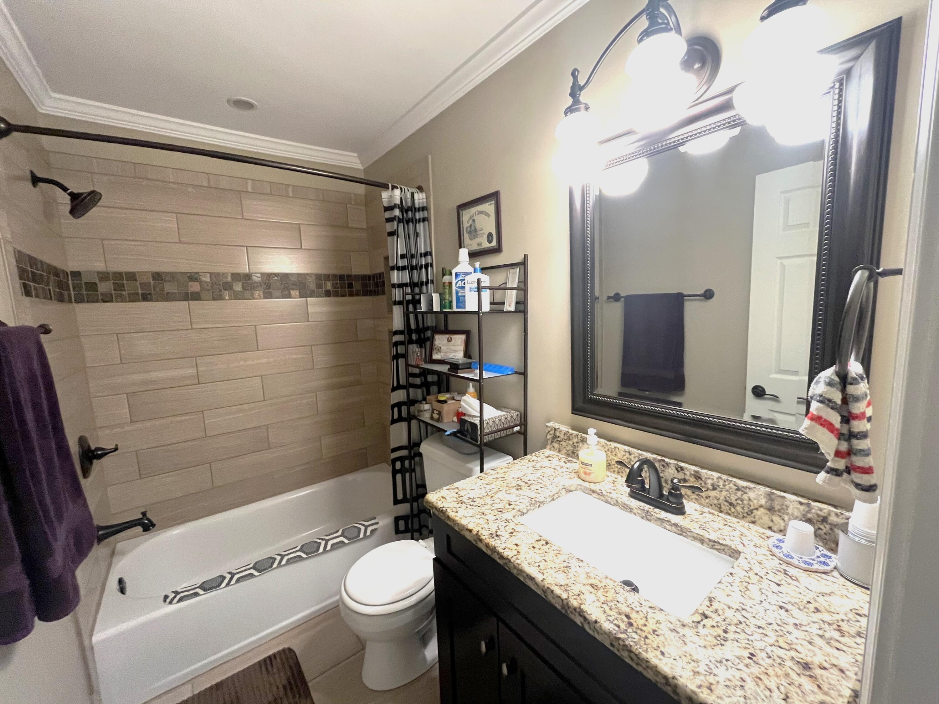 13 Pepper Ridge Court, 13