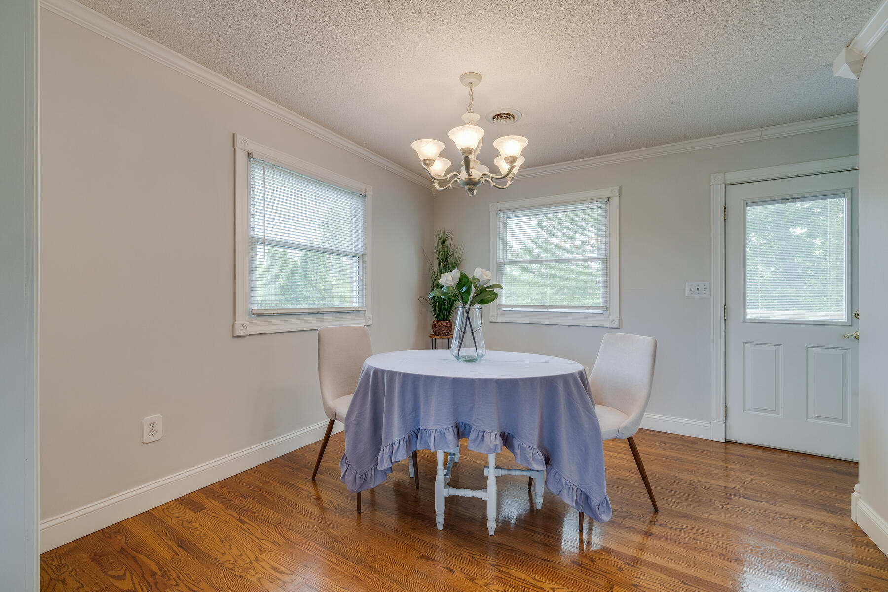 1030 Wood Eden Drive