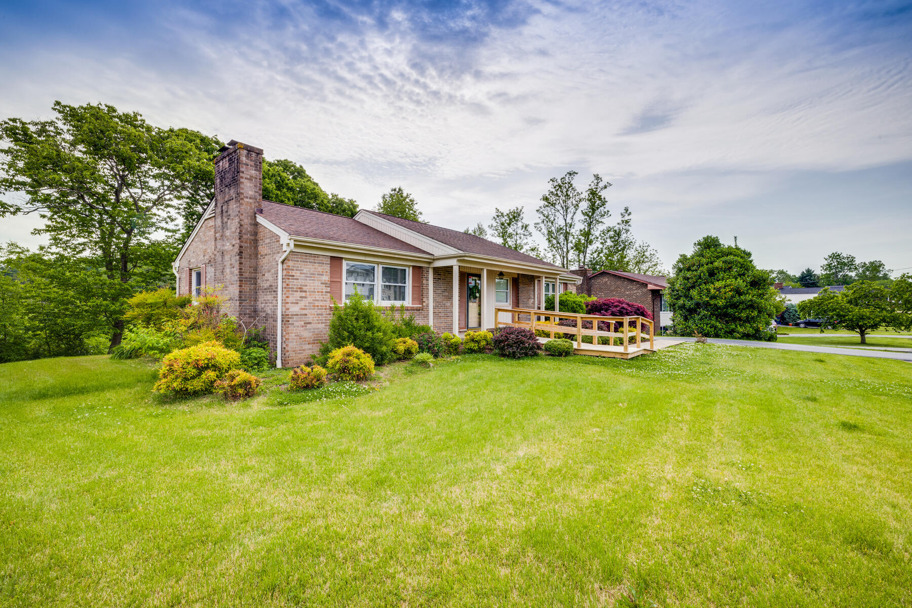 1030 Wood Eden Drive