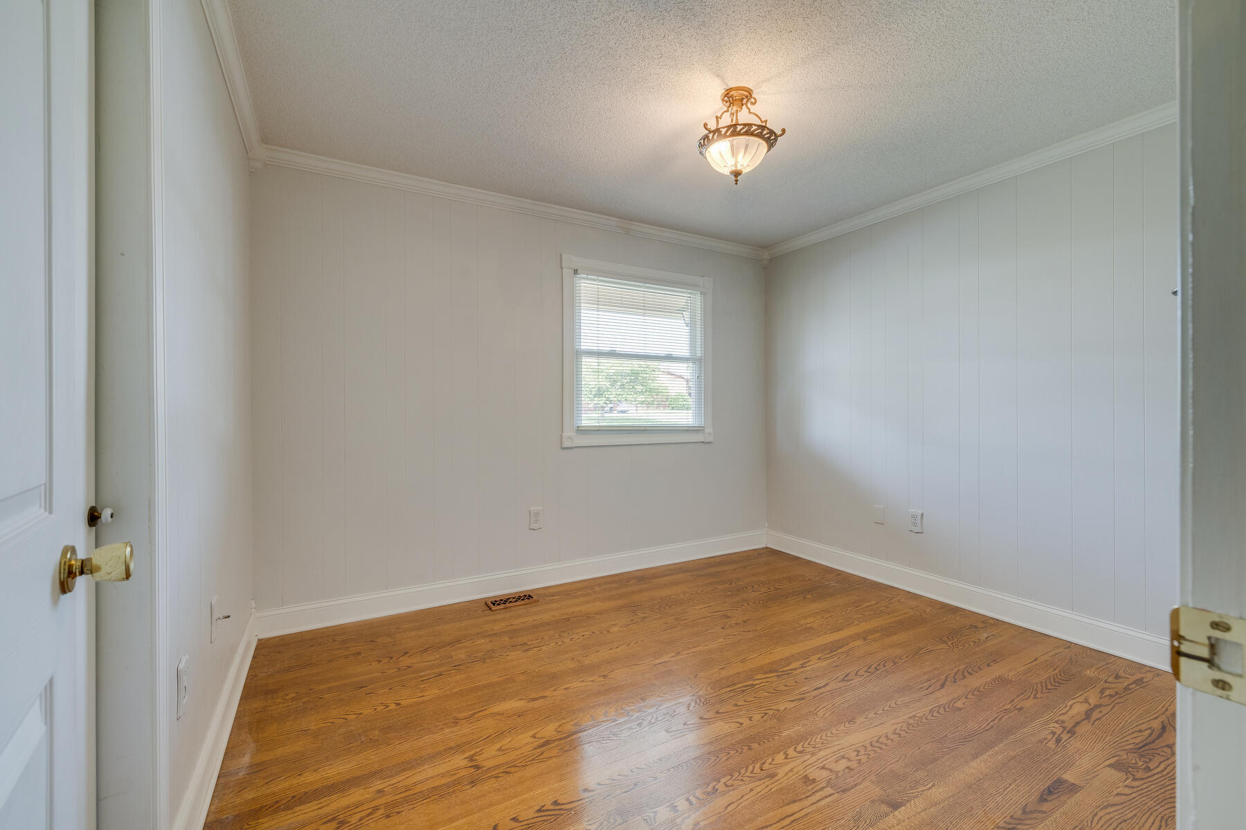 1030 Wood Eden Drive