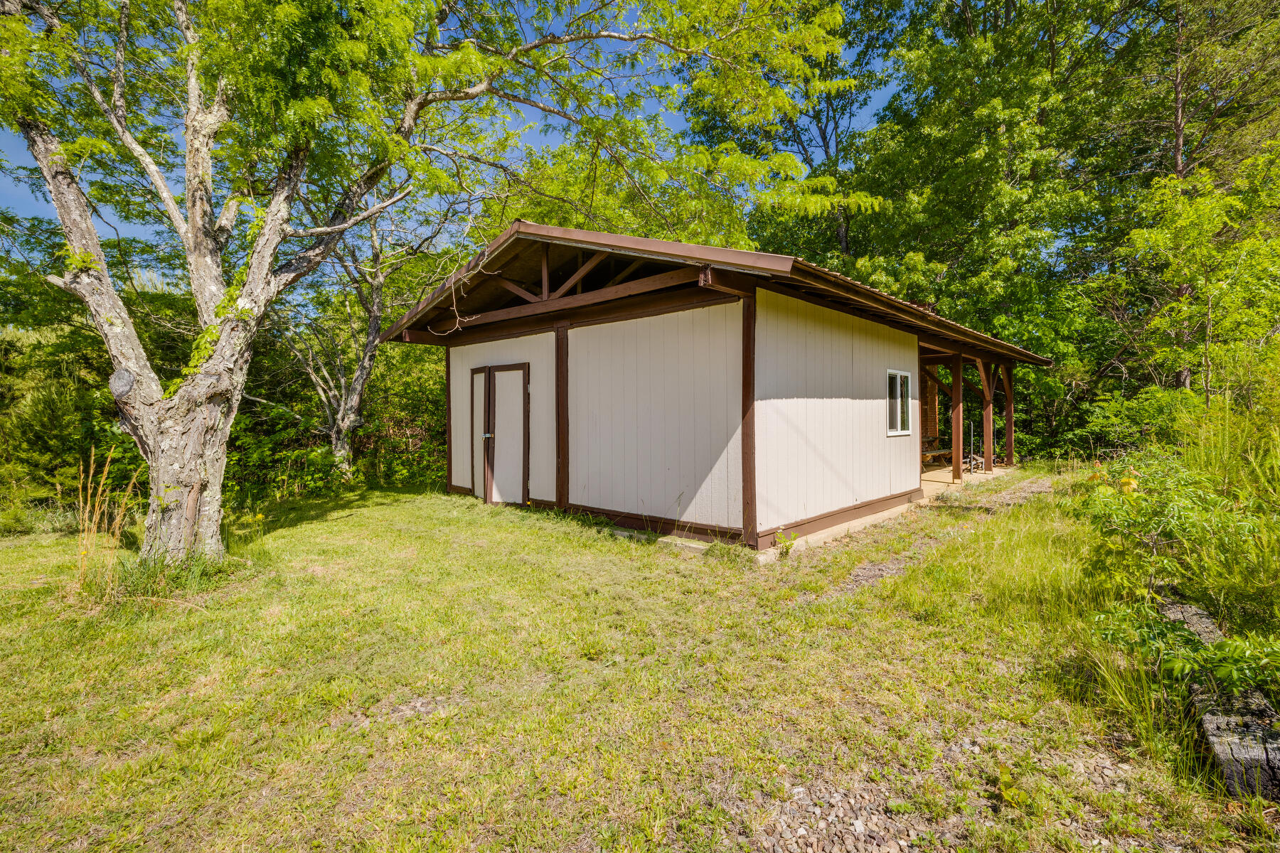 3175 Middle Creek Road