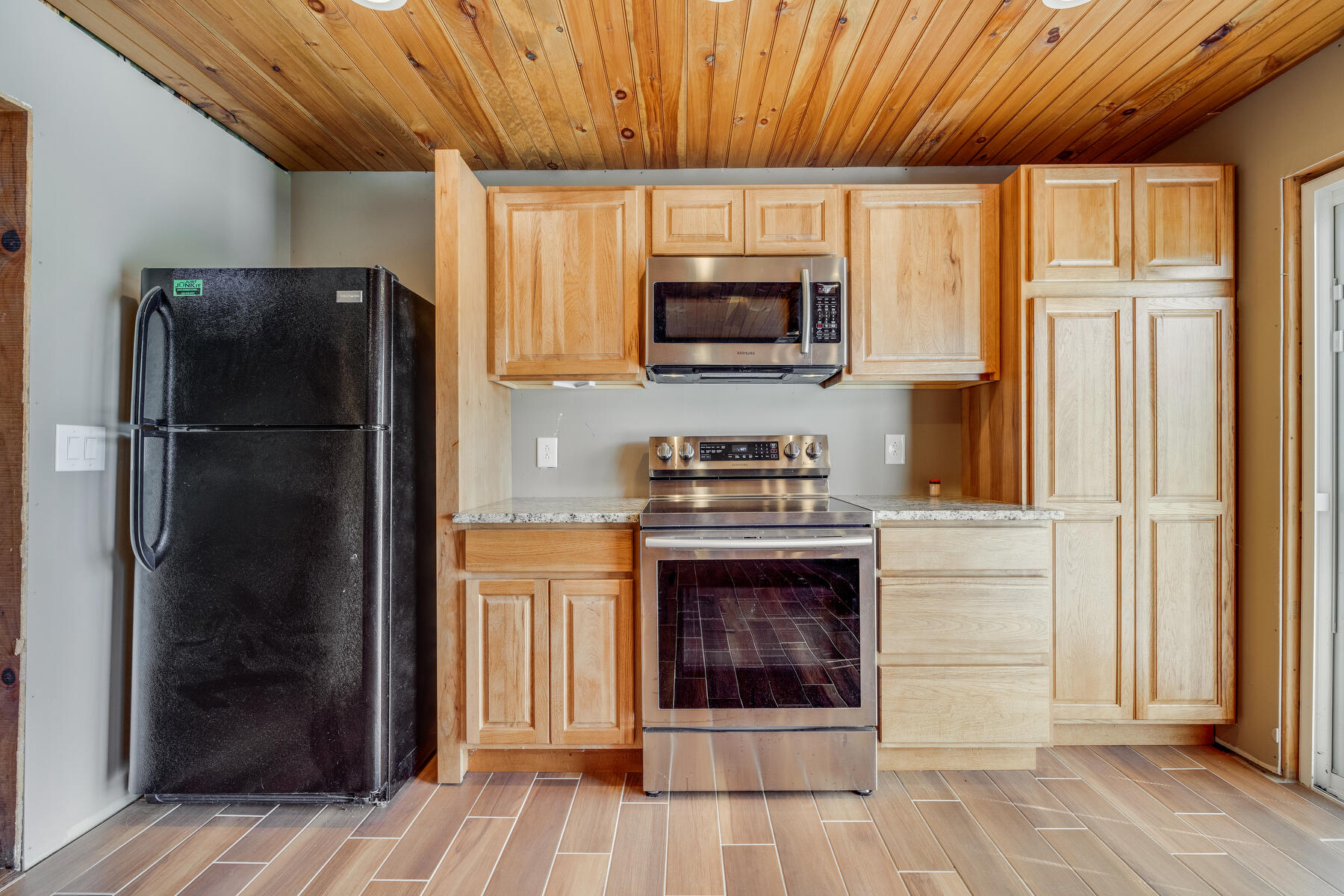 3175 Middle Creek Road