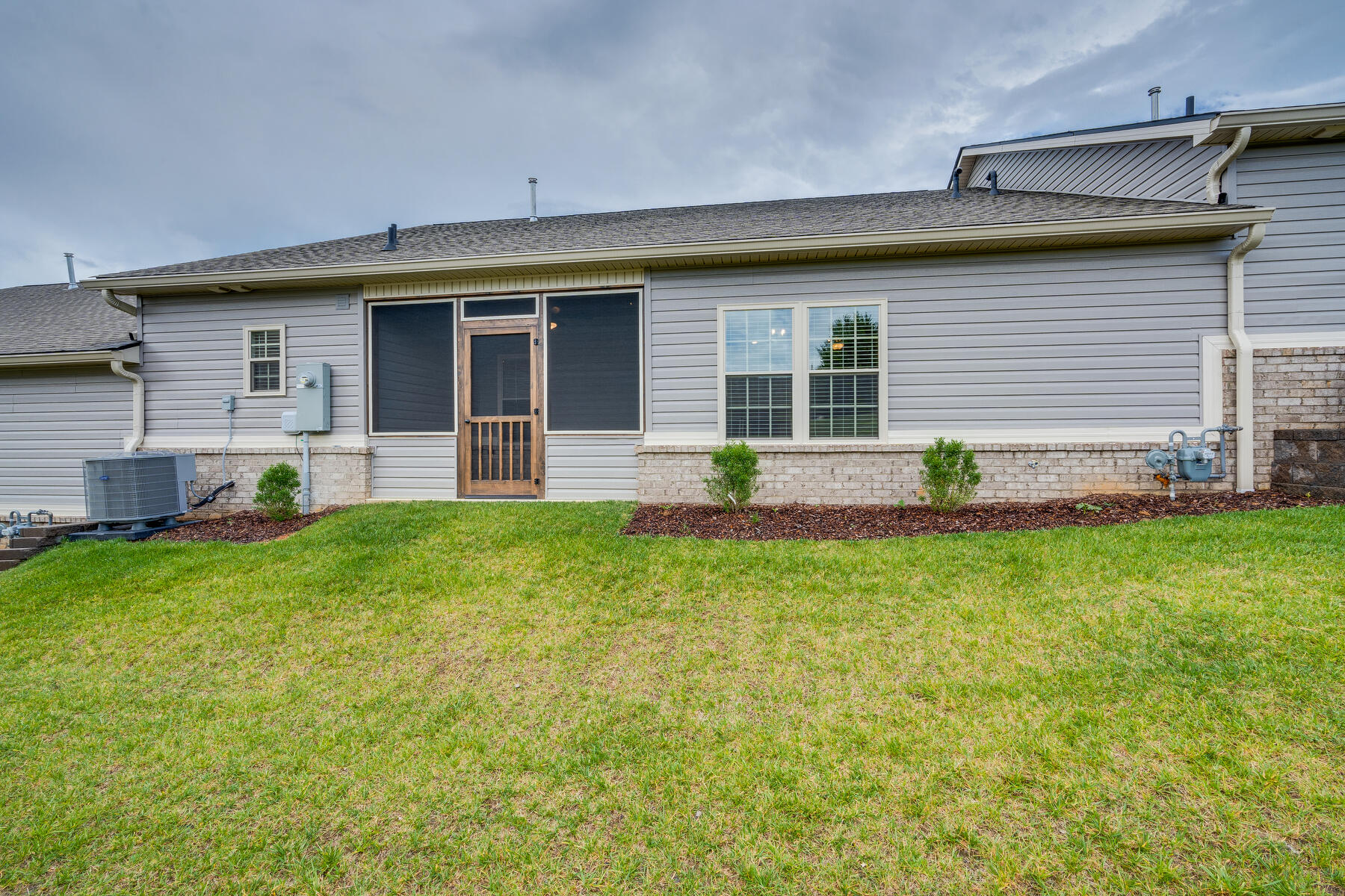 207 Hacker Martin Drive, .