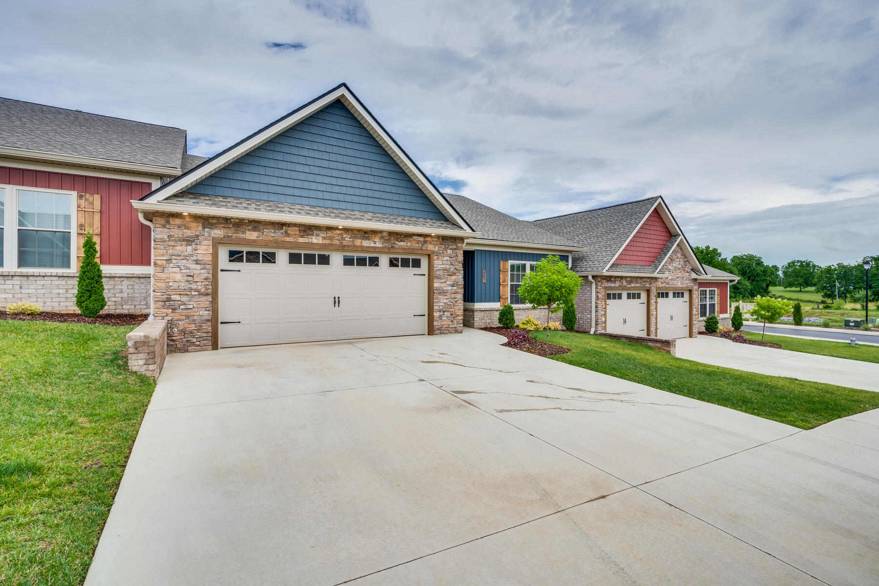 207 Hacker Martin Drive, .