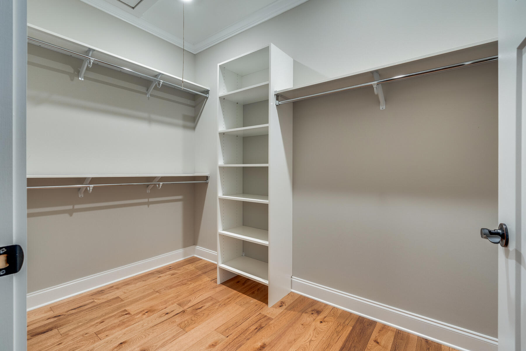 207 Hacker Martin Drive, .