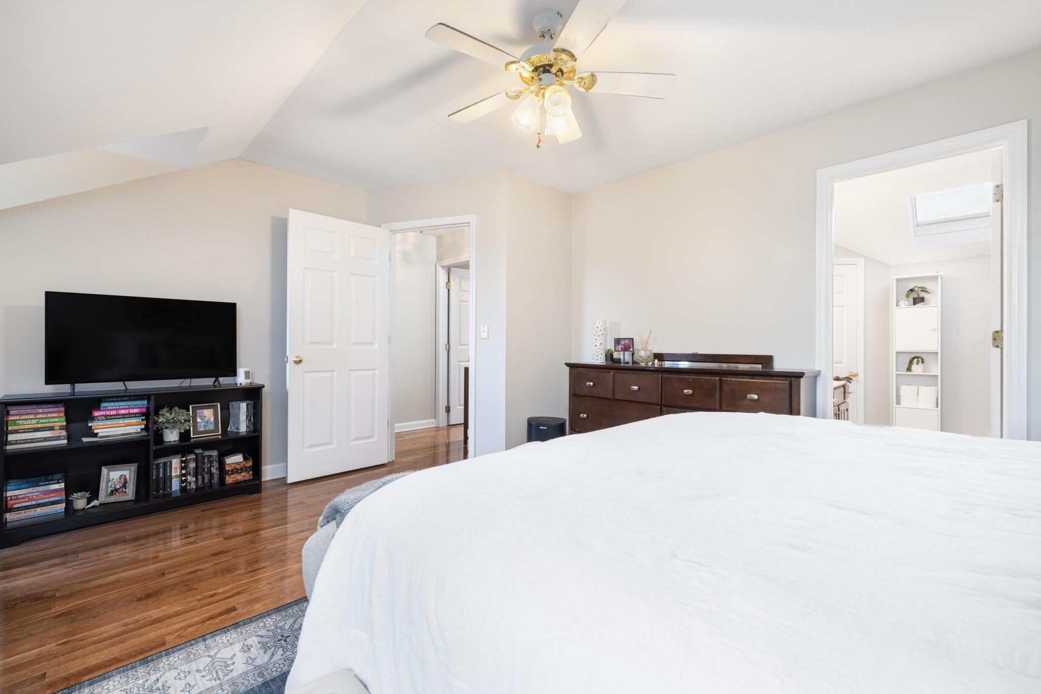 2030 West Manor Court, 2030