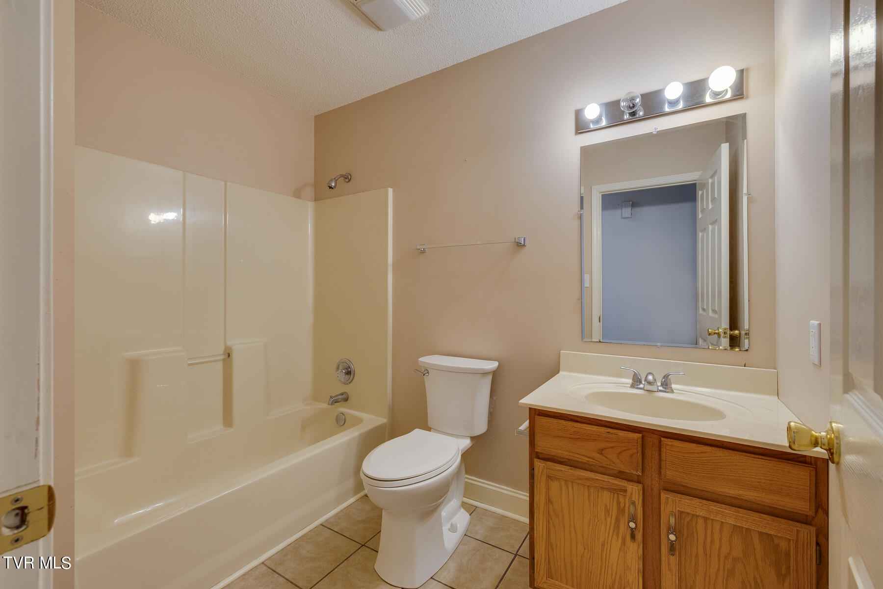 215 Talon Private Drive