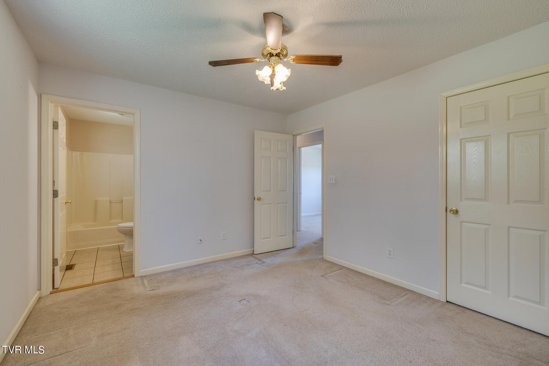 215 Talon Private Drive