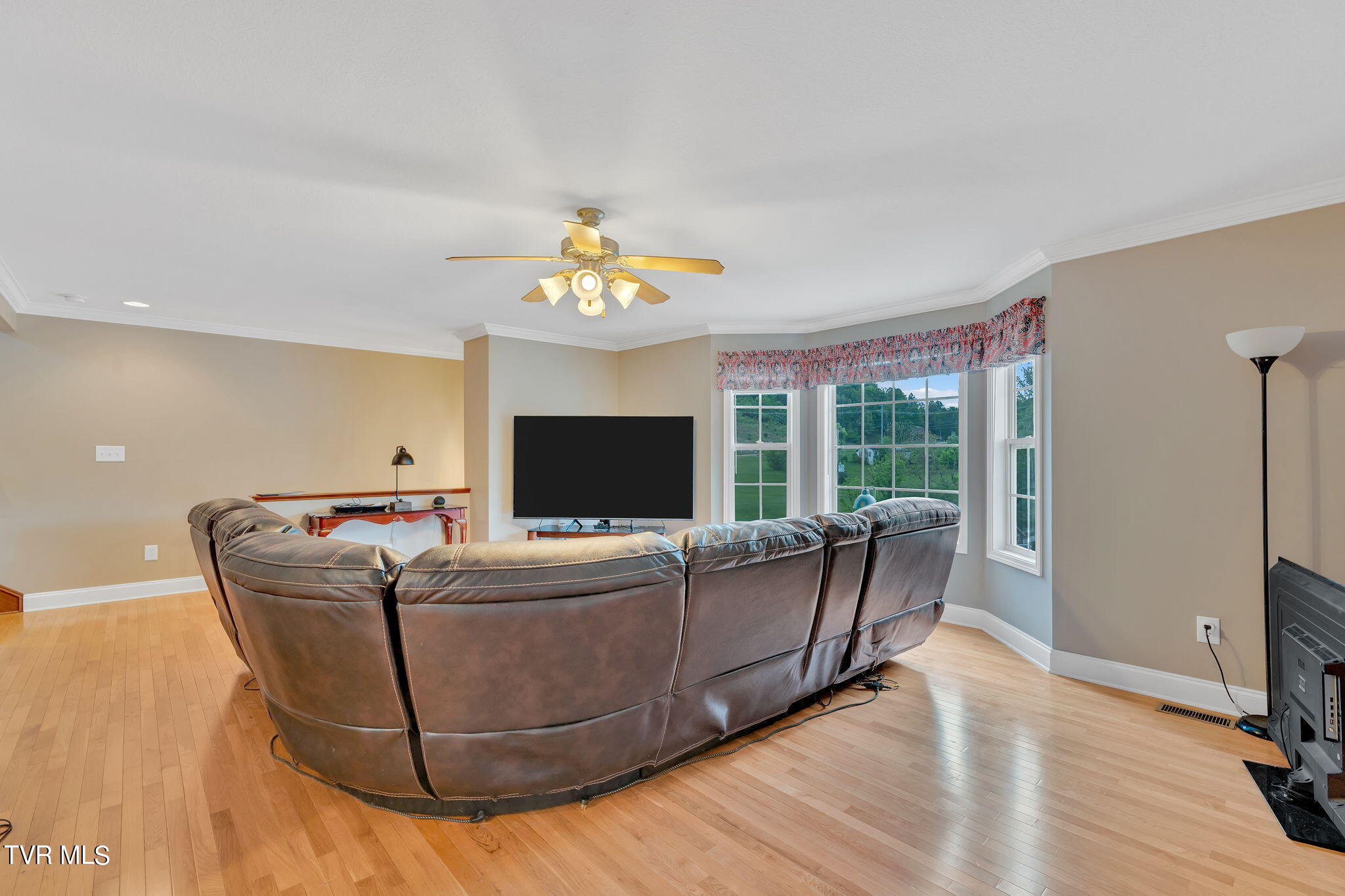 1012 Jenniferbrook Court, 1012