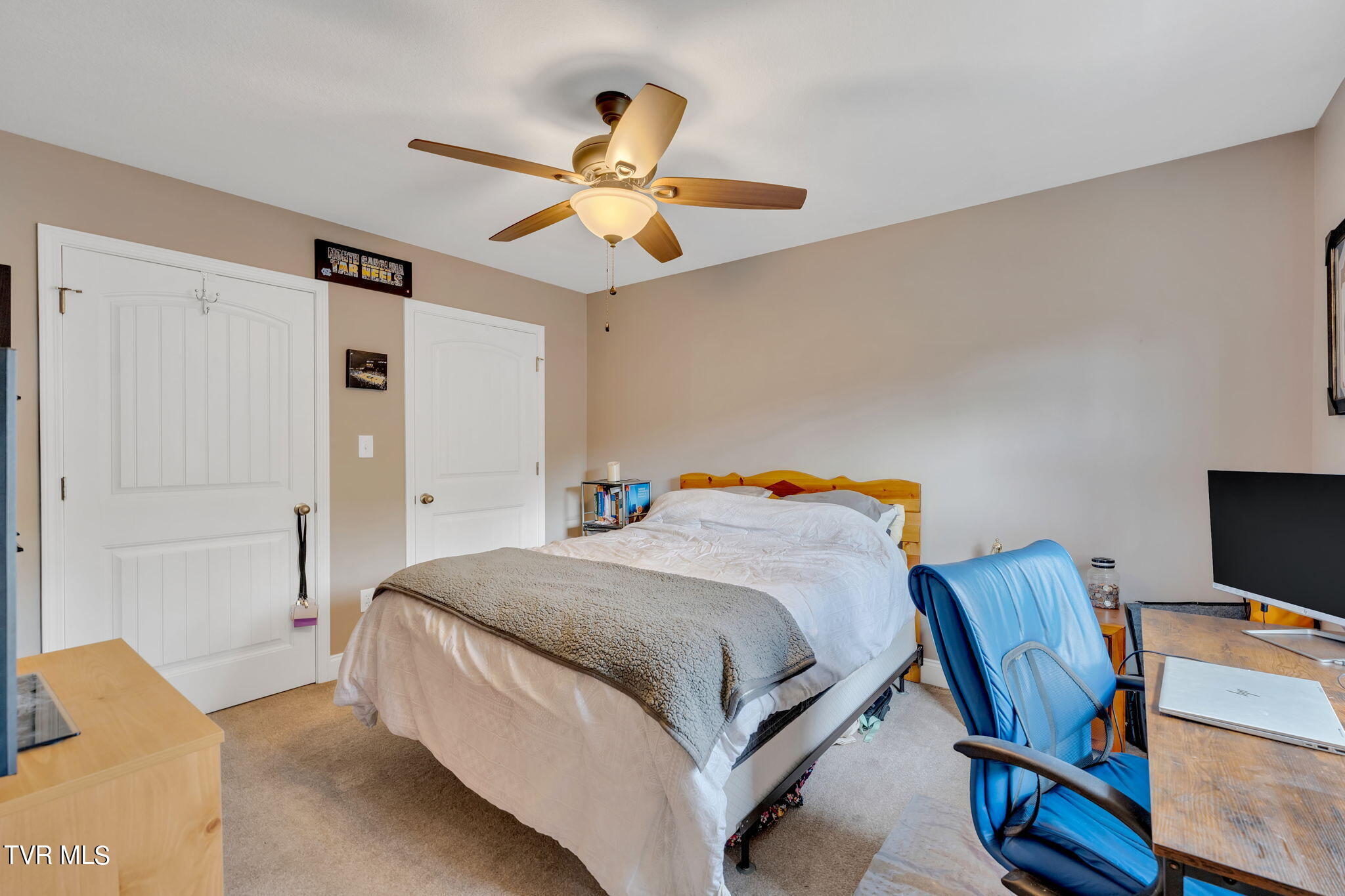 1012 Jenniferbrook Court, 1012