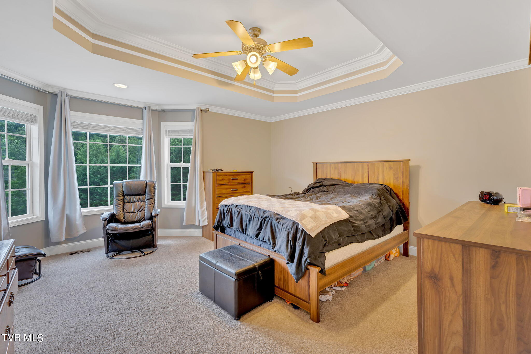 1012 Jenniferbrook Court, 1012