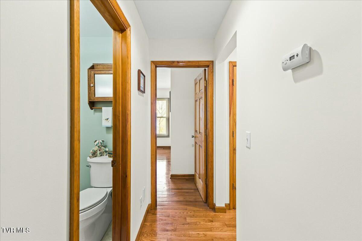 1712 Cooks Valley Road