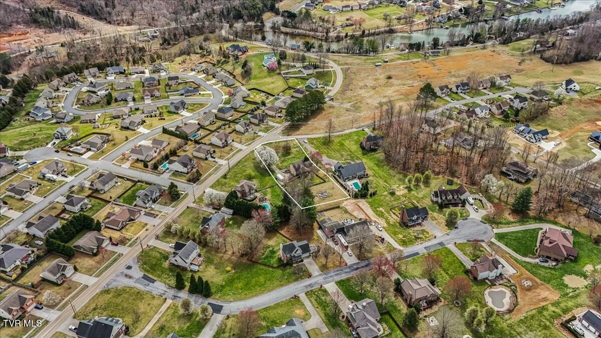 1712 Cooks Valley Road