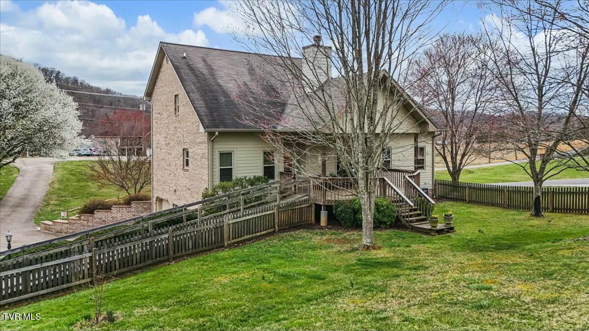 1712 Cooks Valley Road