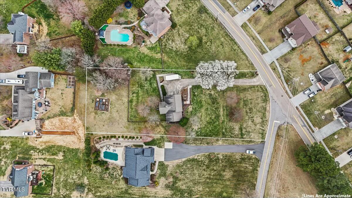 1712 Cooks Valley Road