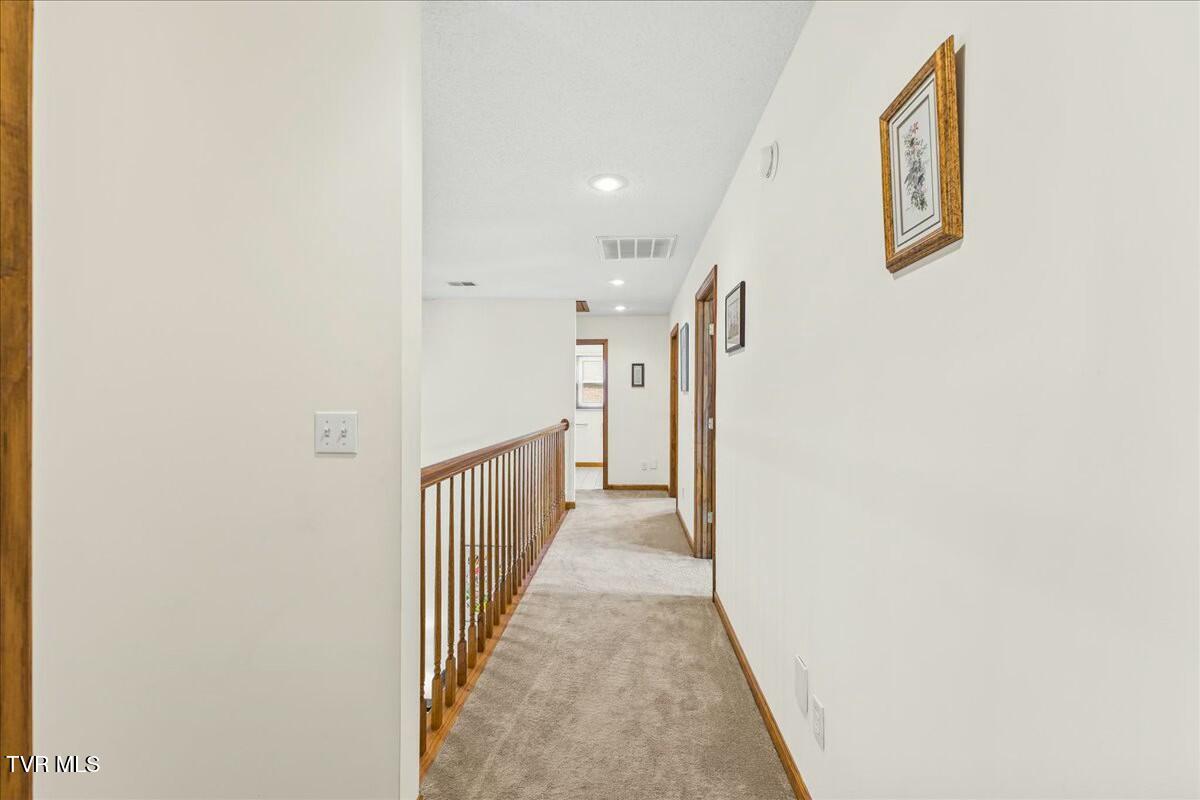 1712 Cooks Valley Road