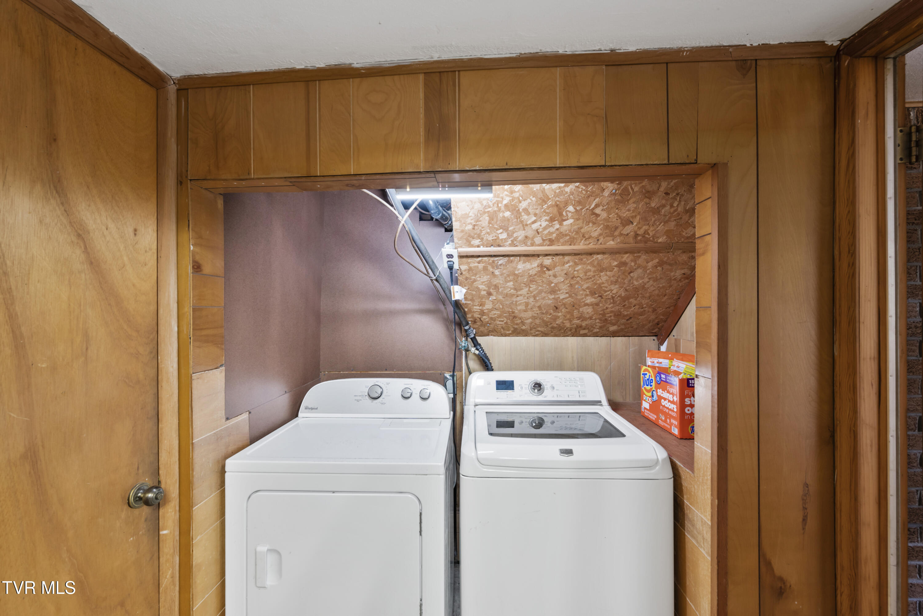 7357 White Pine Circle