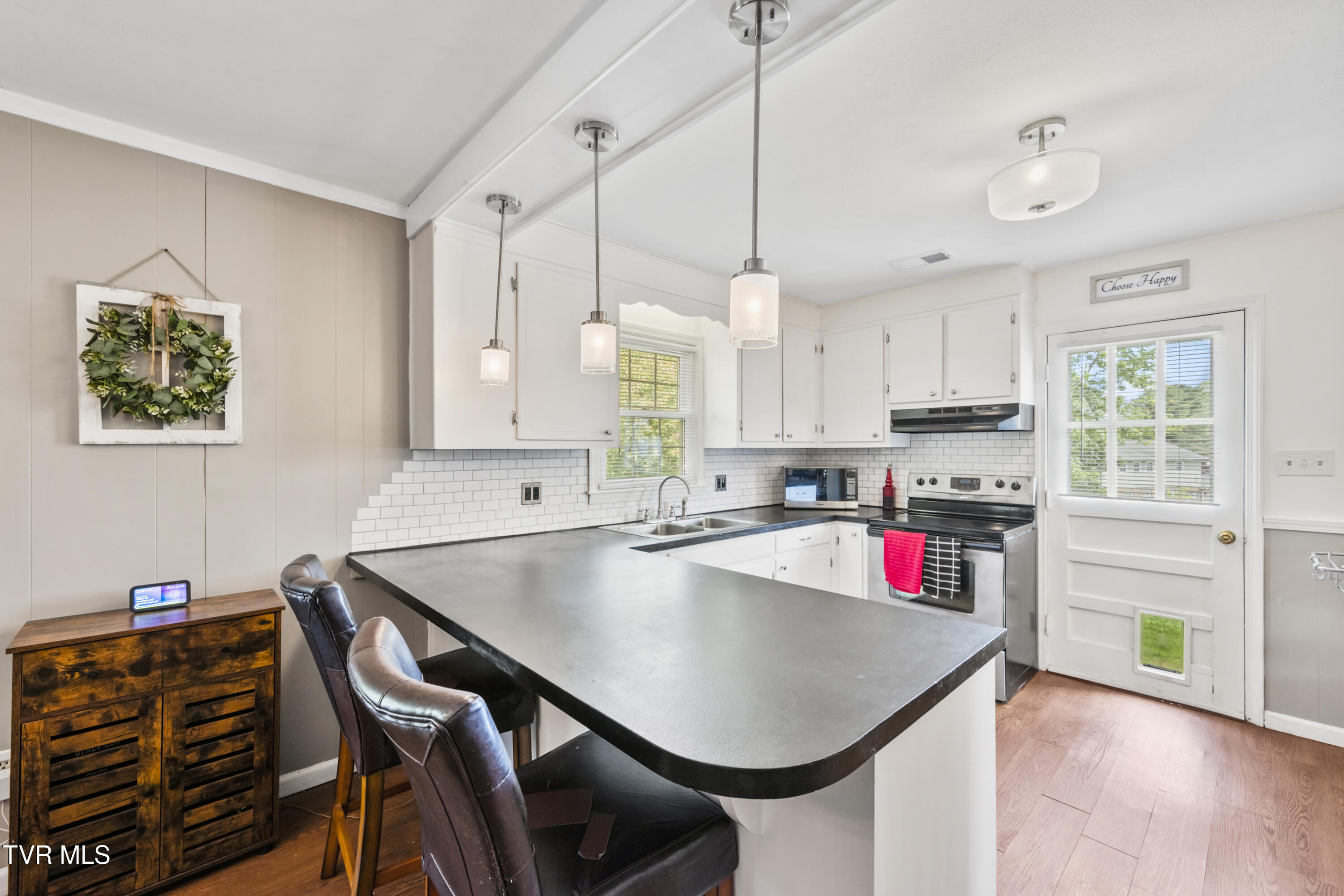 7357 White Pine Circle