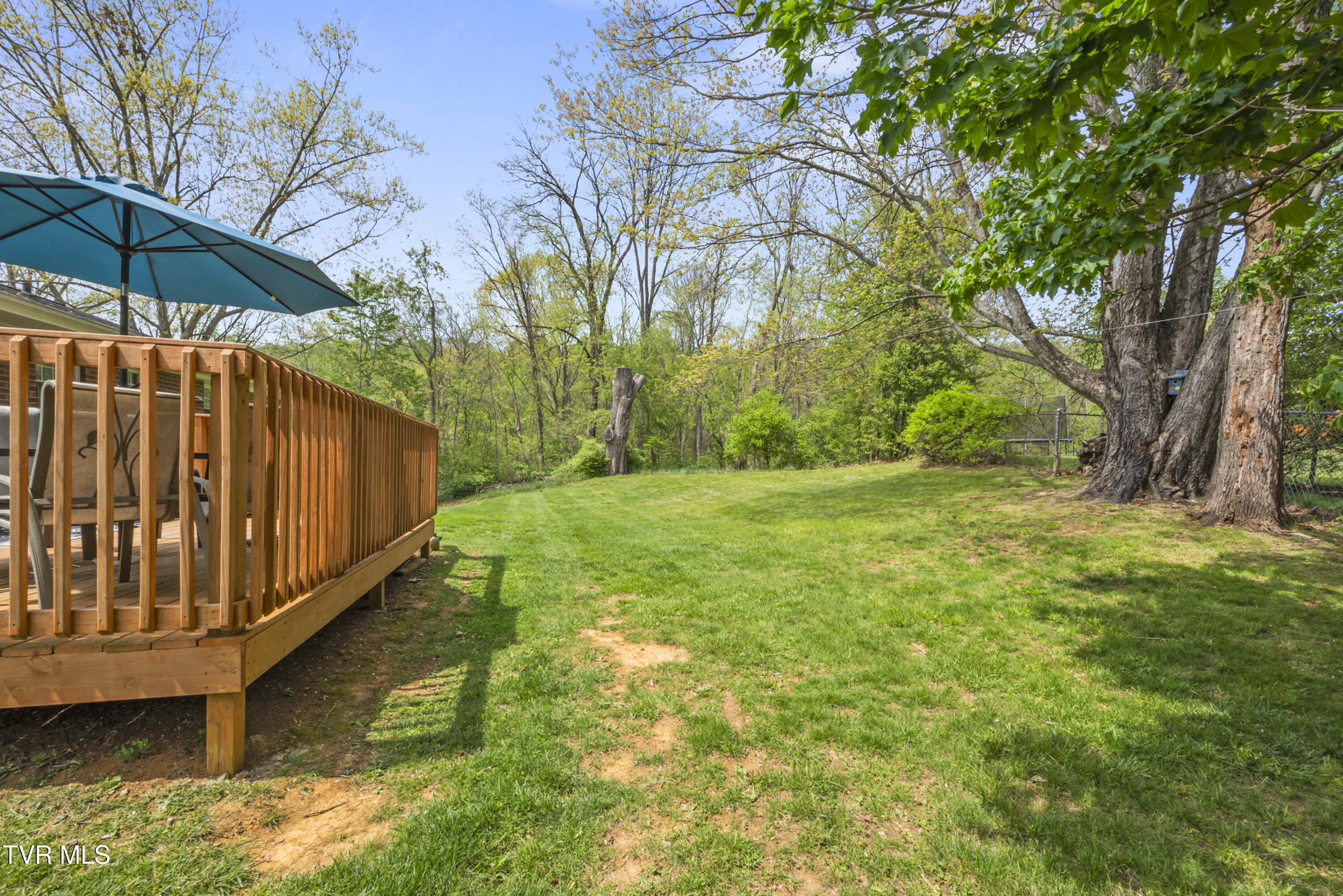 7357 White Pine Circle