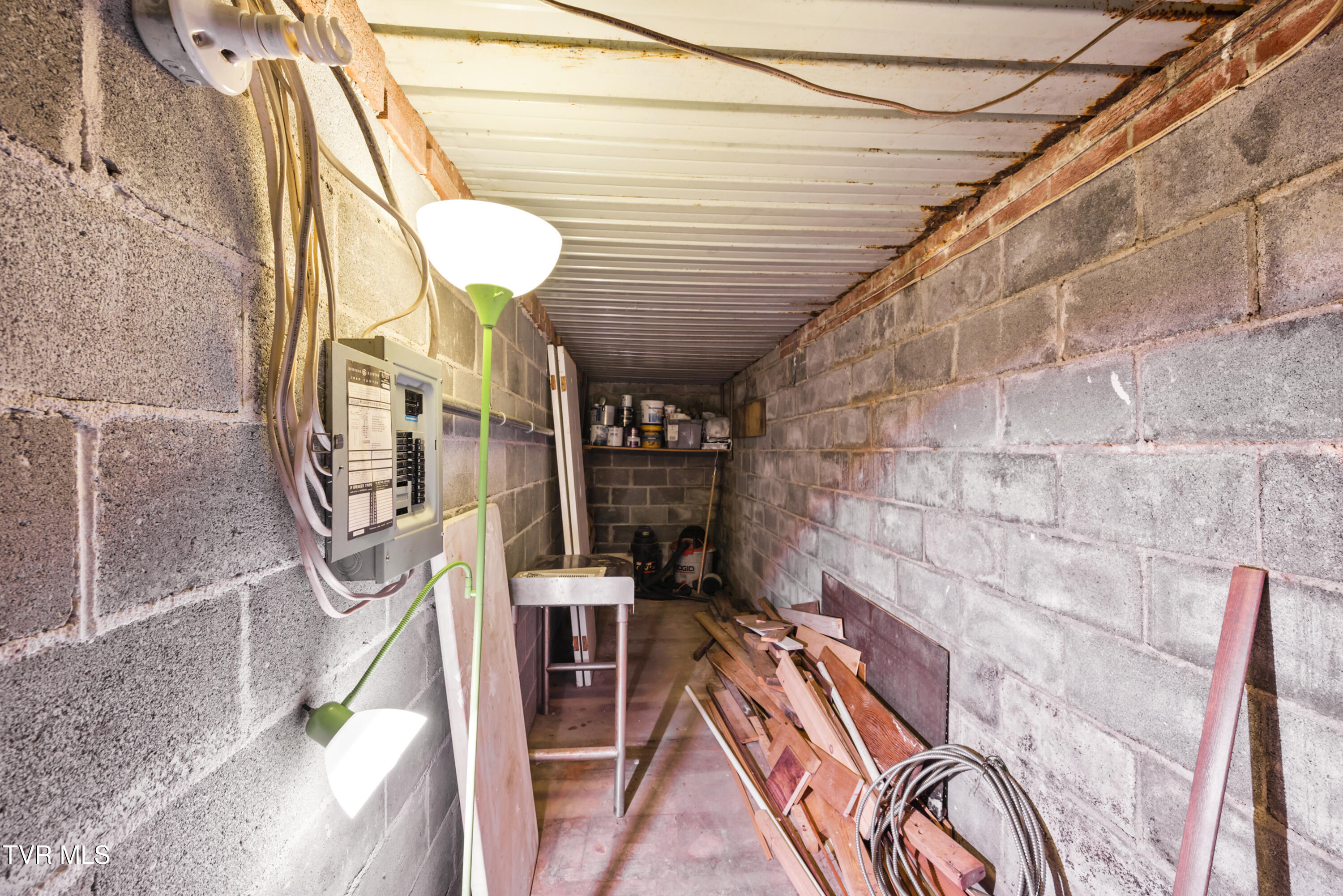 7357 White Pine Circle