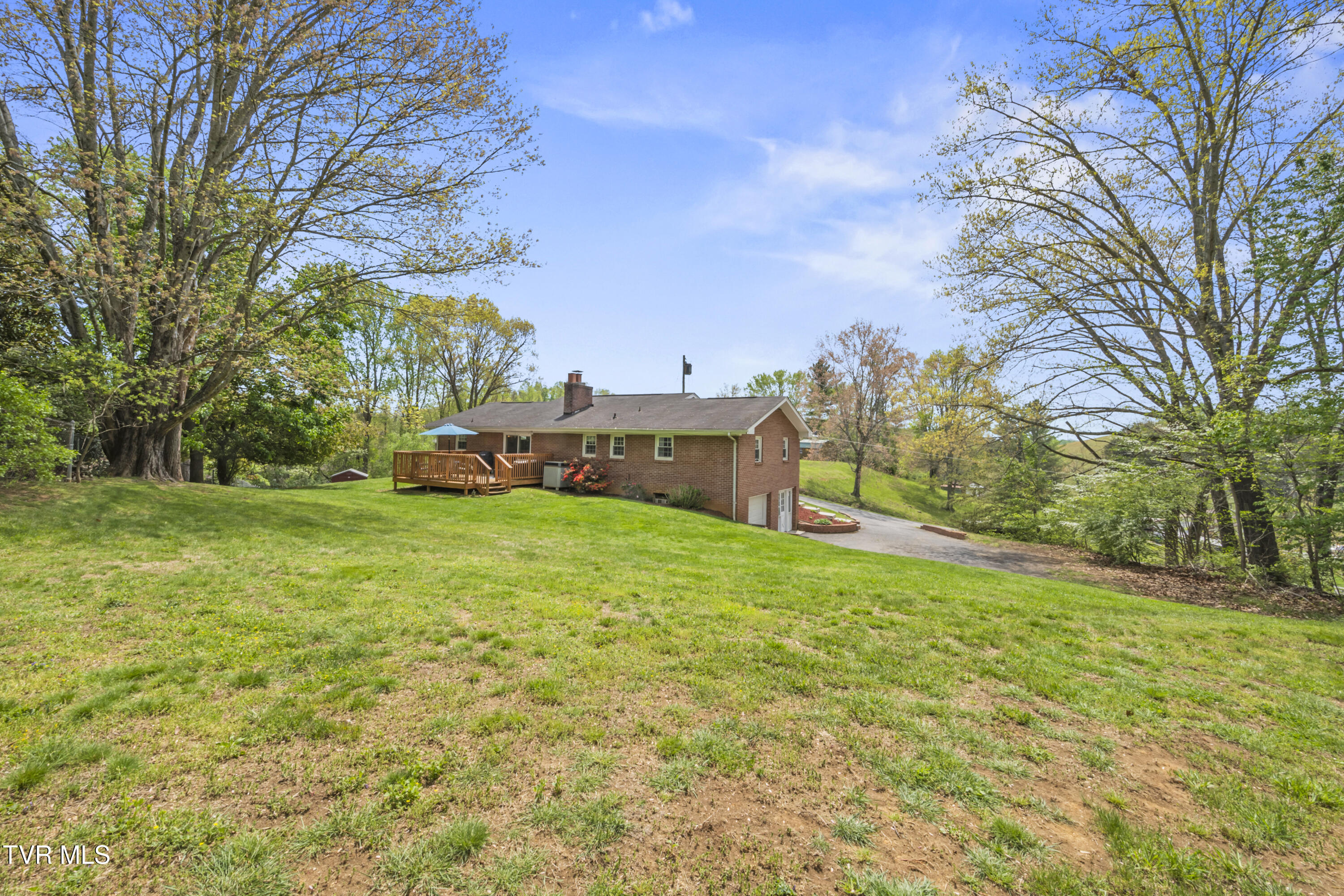 7357 White Pine Circle