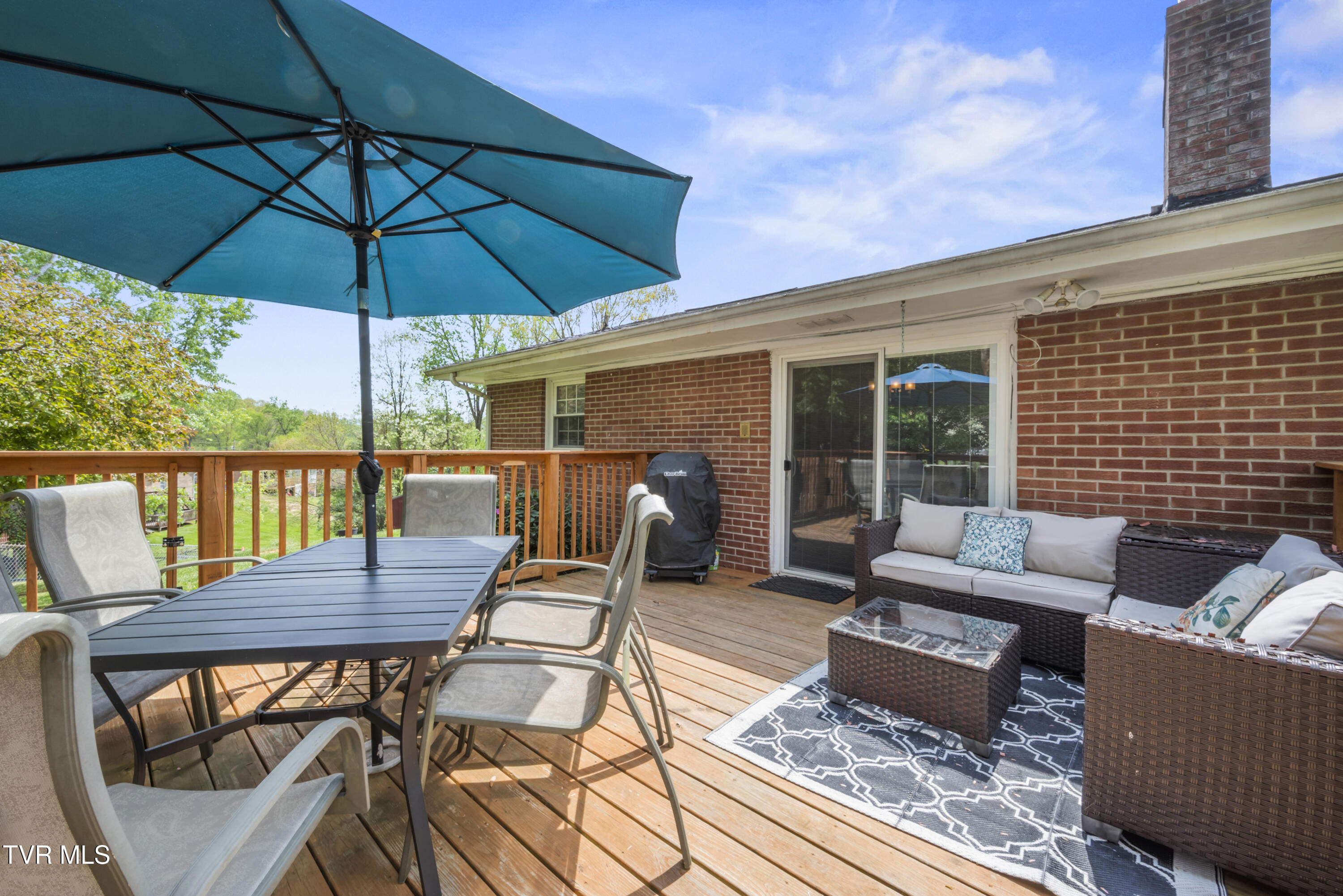 7357 White Pine Circle